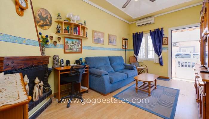 Resale - Bungalow - Torrevieja - Playa de La Acequion