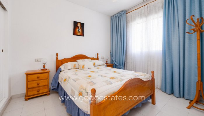 Resale - Bungalow - Torrevieja - playa de los naufragos