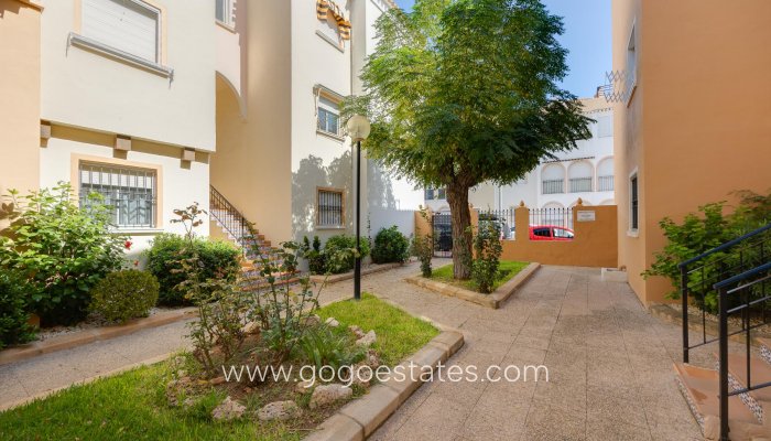 Resale - Bungalow - Torrevieja - playa de los naufragos