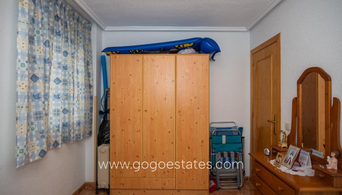 Resale - Apartment / Flat - Torrevieja - Centro