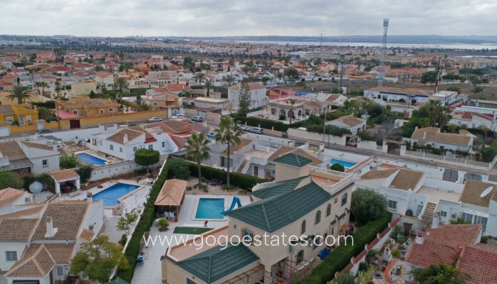 Revente - Villa - Torrevieja - El Chaparral