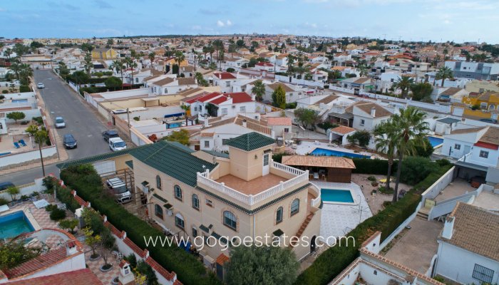 Revente - Villa - Torrevieja - El Chaparral