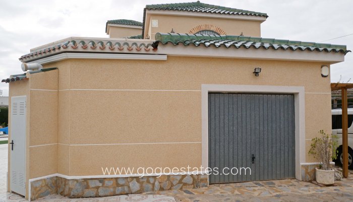 Venta - Villa / Chalet - Torrevieja - El Chaparral