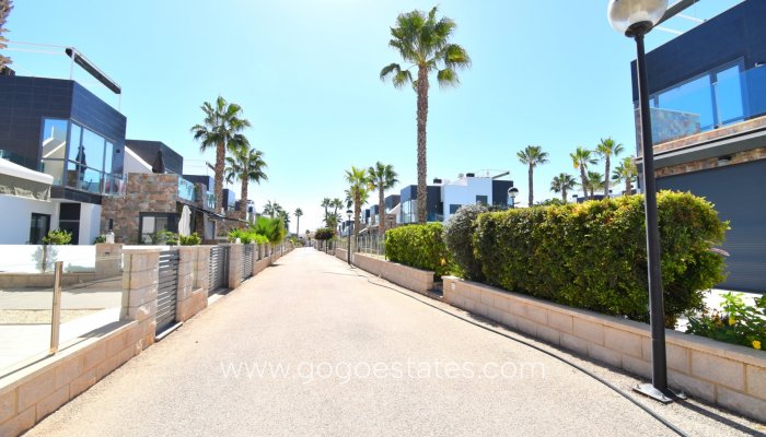 Resale - Apartment / Flat - Orihuela Costa - Lomas De Cabo Roig