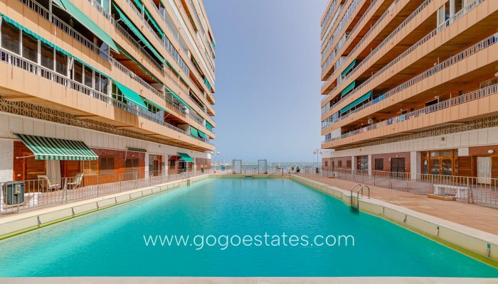 Resale - Apartment / Flat - Torrevieja - El Acequión