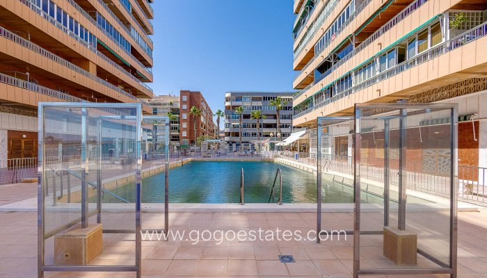 Resale - Apartment / Flat - Torrevieja - El Acequión