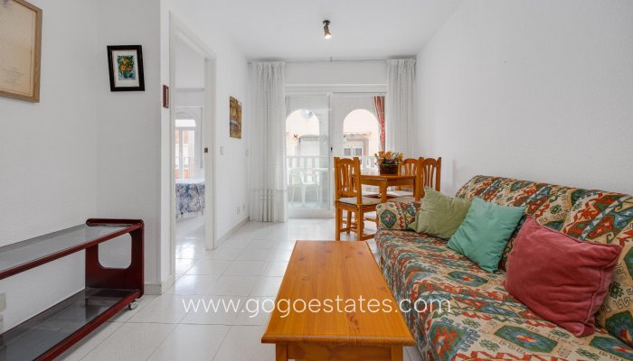 Resale - Apartment / Flat - Torrevieja - playa de los naufragos