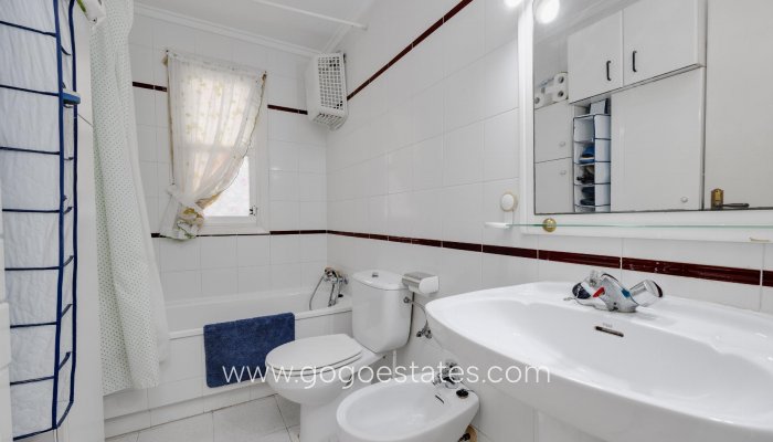 Resale - Apartment / Flat - Torrevieja - playa de los naufragos