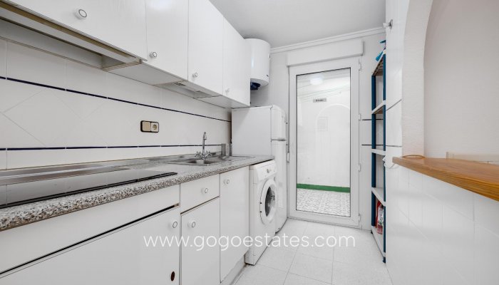 Resale - Apartment / Flat - Torrevieja - playa de los naufragos