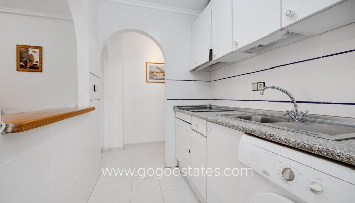 Resale - Apartment / Flat - Torrevieja - playa de los naufragos