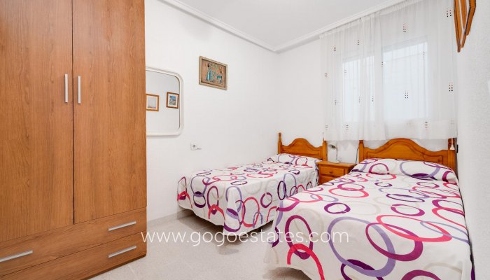 Resale - Apartment / Flat - Torrevieja - playa de los naufragos