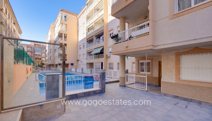 Resale - Apartment / Flat - Torrevieja - playa de los naufragos