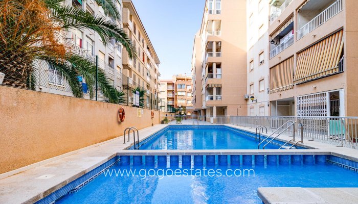 Resale - Apartment / Flat - Torrevieja - playa de los naufragos