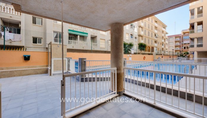 Resale - Apartment / Flat - Torrevieja - playa de los naufragos