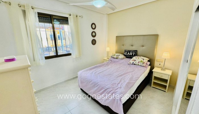 Resale - Apartment / Flat - Torrevieja - La veleta