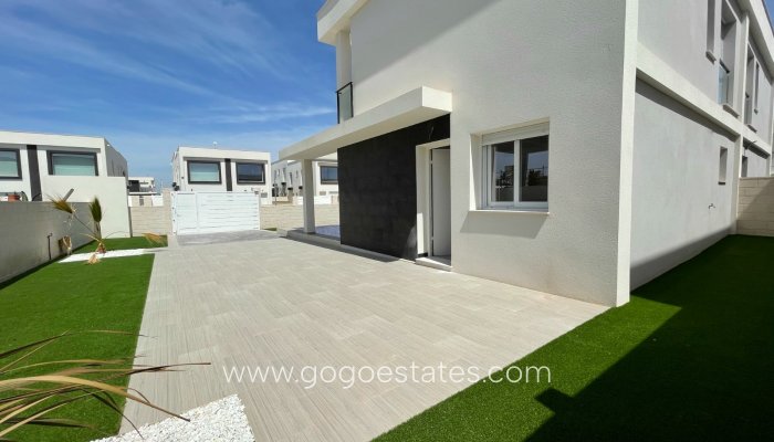 Nieuwbouw - Villa - Arenales del sol - Segunda linea playa