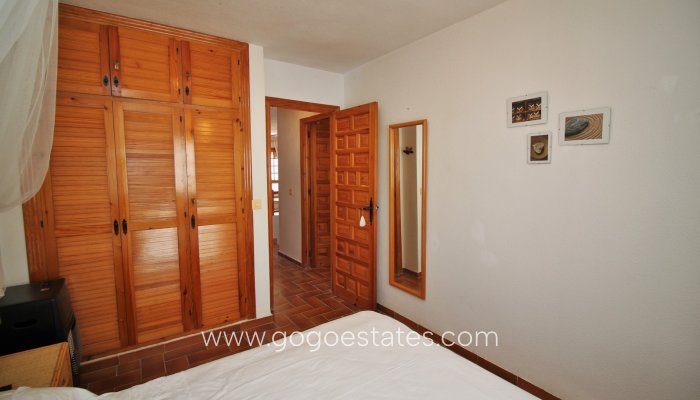 Resale - Semi-detached duplex - Villamartín