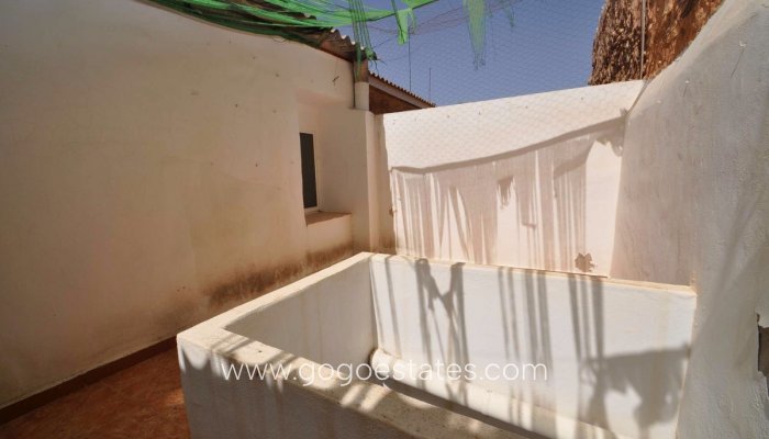 Venta - Casa - Casa adosada - Pinoso - Pinoso Centro