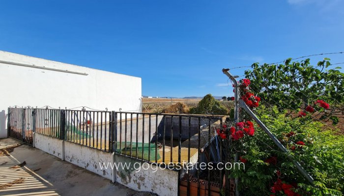Venta - Casa - Chalet Independiente - Yecla - Yecla Centro