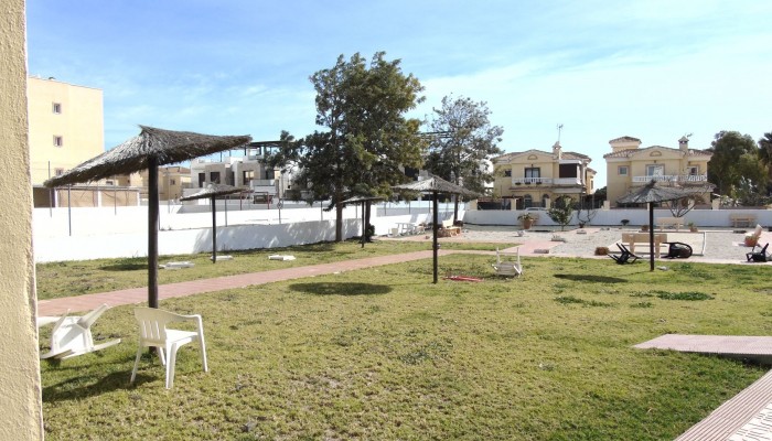 Wiederverkauf - Freistehende villa - Orihuela Costa - LAS OCAS