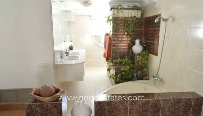 Te koop - Villa - Torrevieja