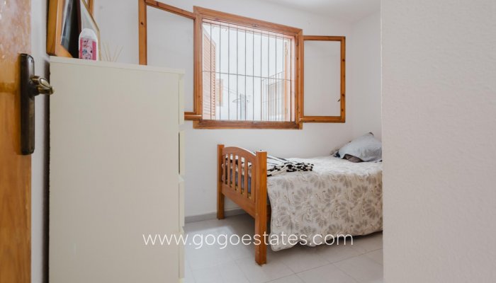 Te koop - Apartamento - Torrevieja - Playa de La Acequion