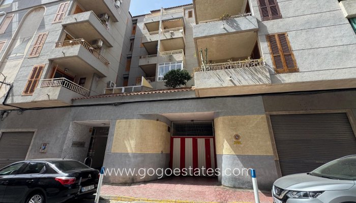 Resale - Garaje - Torrevieja - Playa Acequion