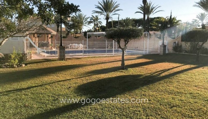 Te koop - Huis - Vrijstaande Villa - Orihuela - Cabo Roig