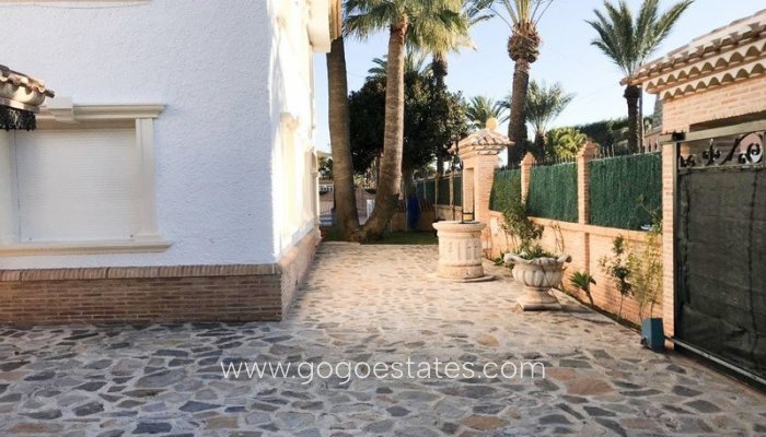 Te koop - Huis - Vrijstaande Villa - Orihuela - Cabo Roig