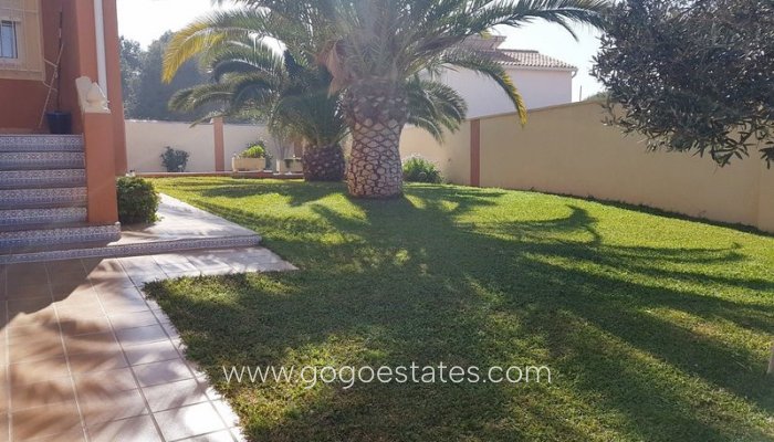 Te koop - Huis - Vrijstaande Villa - Orihuela - Los Balcones