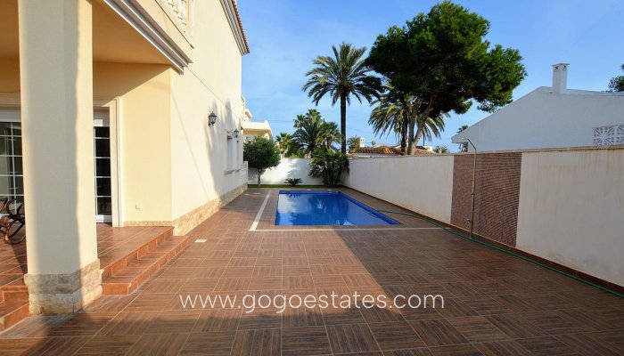 Te koop - Huis - Vrijstaande Villa - Orihuela - Cabo Roig
