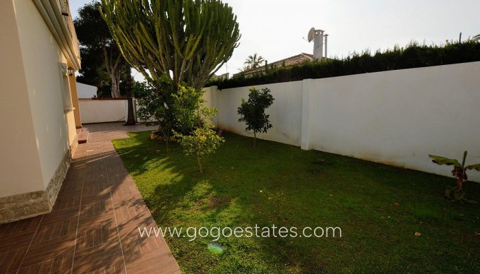 Te koop - Huis - Vrijstaande Villa - Orihuela - Cabo Roig