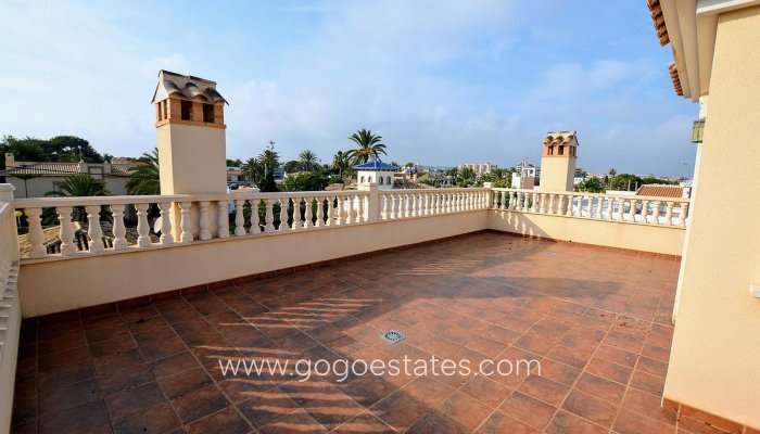 Te koop - Huis - Vrijstaande Villa - Orihuela - Cabo Roig
