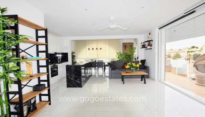 Te koop - Huis - Vrijstaande Villa - Orihuela - Villamartin