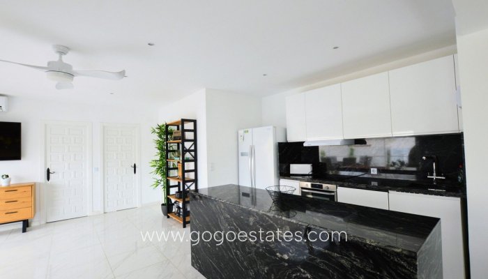 Te koop - Huis - Vrijstaande Villa - Orihuela - Villamartin