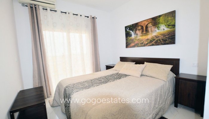 Te koop - Huis - Vrijstaande Villa - Orihuela - Villamartin