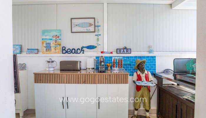 Te koop - Huis - Vrijstaande Villa - Torrevieja - Nueva Torrevieja