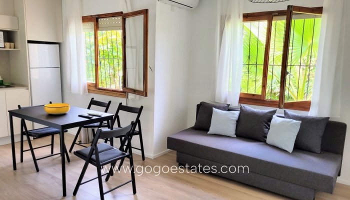 Te koop - Huis - Vrijstaande Villa - Orihuela - Los Balcones