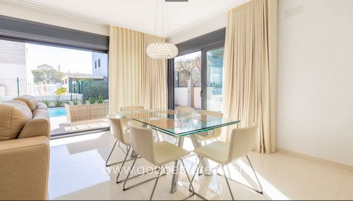 Te koop - Huis - Vrijstaande Villa - Orihuela - Campoamor