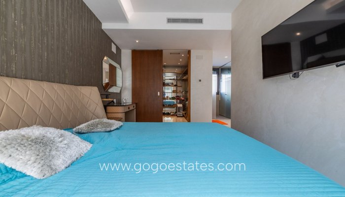 Te koop - Huis - Vrijstaande Villa - Orihuela - Campoamor