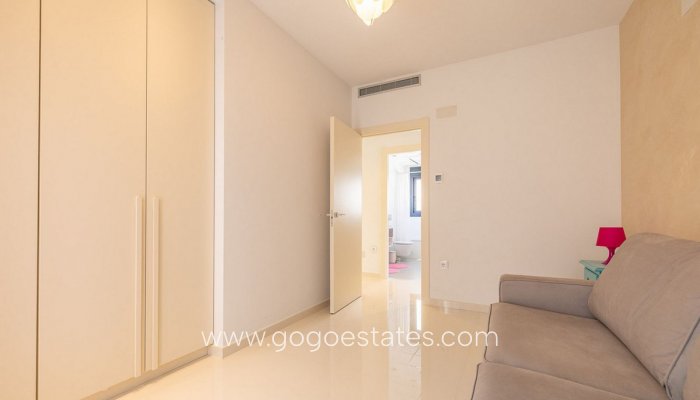 Te koop - Huis - Vrijstaande Villa - Orihuela - Campoamor