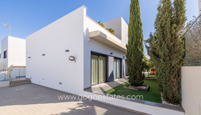 Te koop - Huis - Vrijstaande Villa - Orihuela - Campoamor