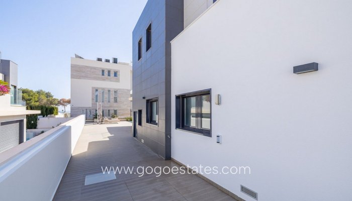 Te koop - Huis - Vrijstaande Villa - Orihuela - Campoamor