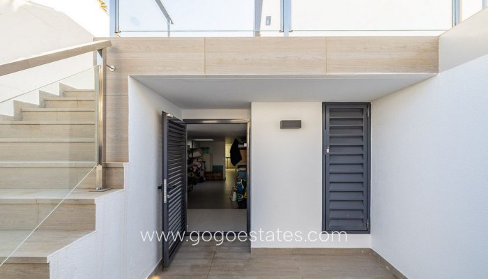 Te koop - Huis - Vrijstaande Villa - Orihuela - Campoamor