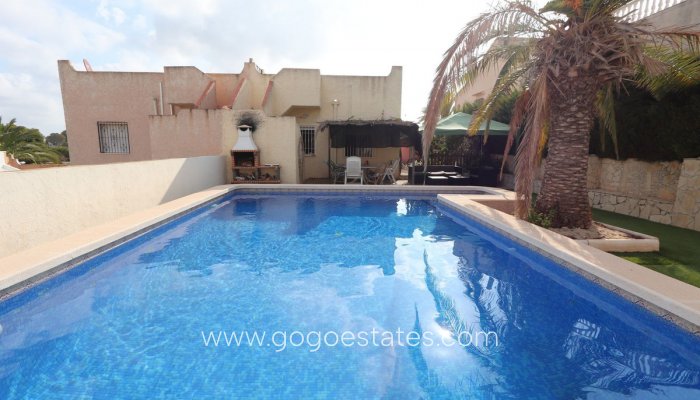 Te koop - Huis - Vrijstaande Villa - Orihuela - Los Balcones