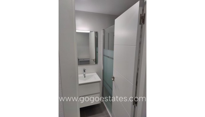 Te koop - Appartement - Appartement op de middelste verdieping - Orihuela - Punta Prima