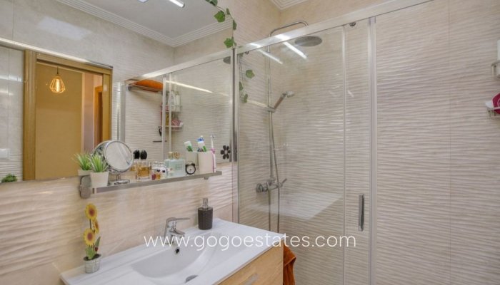 Te koop - Huis - Stadswoning - Torrevieja - Torrevieja Centro