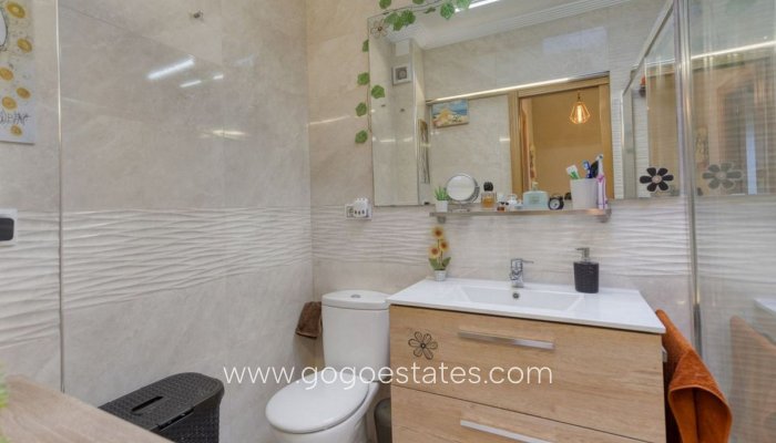 Te koop - Huis - Stadswoning - Torrevieja - Torrevieja Centro