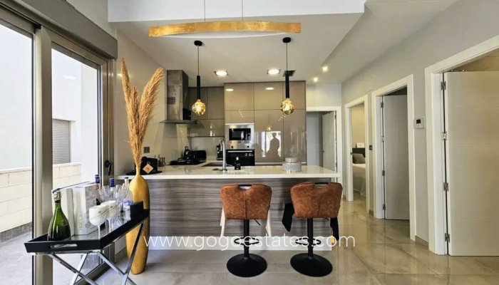 Te koop - Huis - Vrijstaande Villa - Orihuela - Villamartin