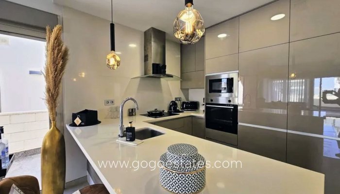 Te koop - Huis - Vrijstaande Villa - Orihuela - Villamartin